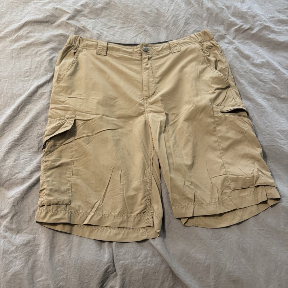 Columbia Shorts Men's Size 38 Omni Shade Tan Cargo Lightweight Nylon